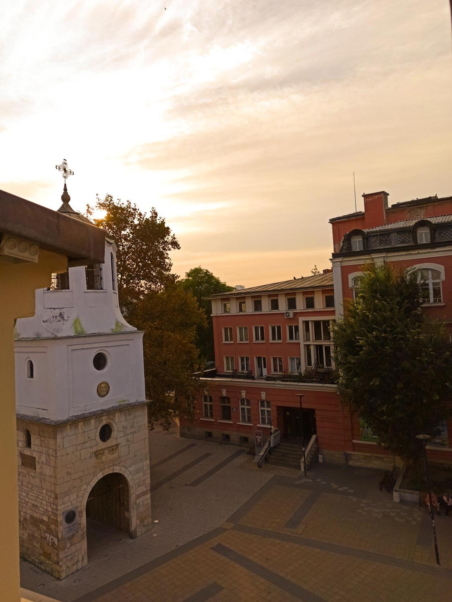 Hotel Хотел Театъръ Plewen Exterior foto