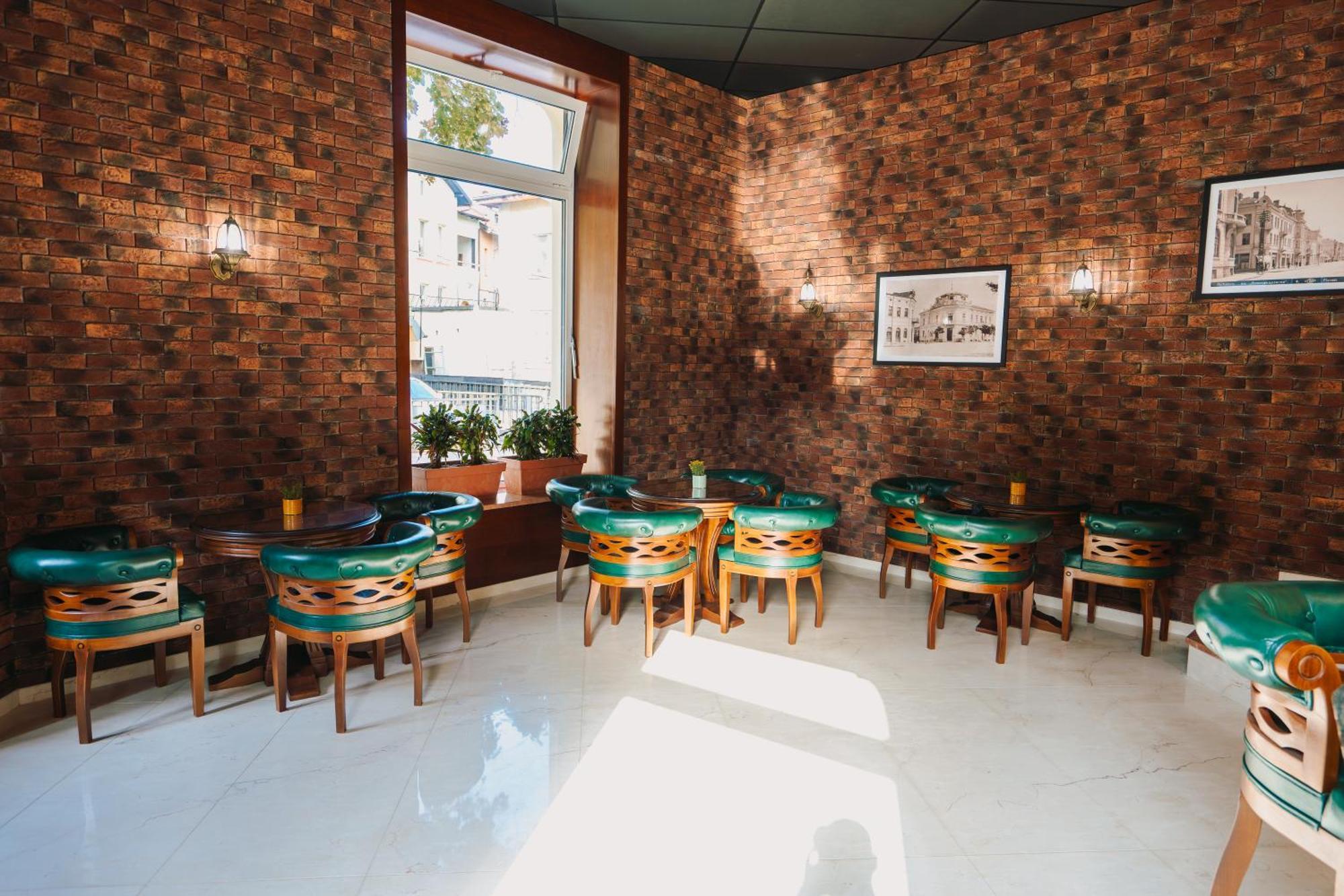 Hotel Хотел Театъръ Plewen Exterior foto